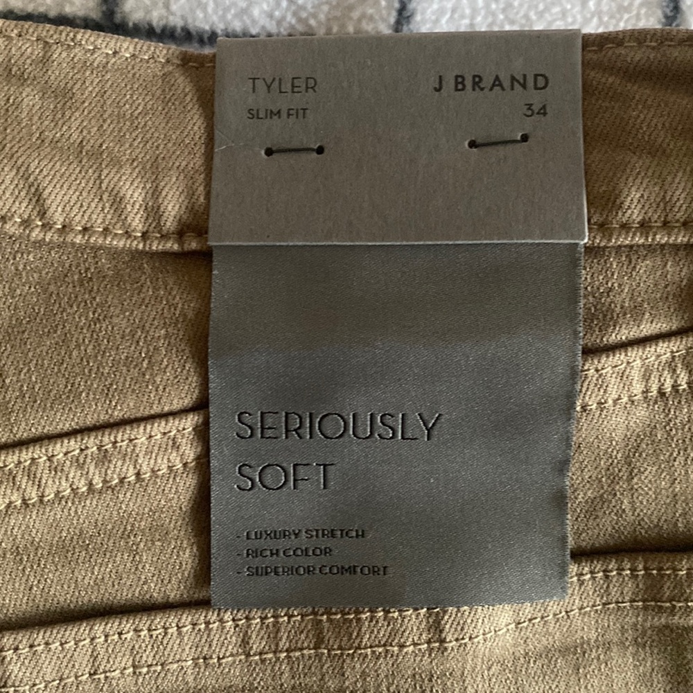 Men’s size 34 slim fit jeans J BRAND army green color, soft and comfortable